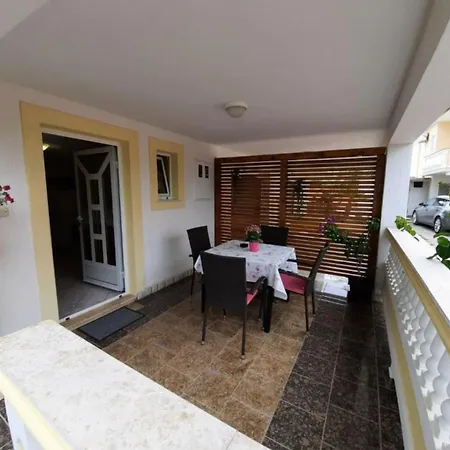 Apartamento Matusan Rab *