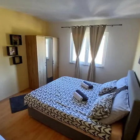 Matusan Rab Apartment *