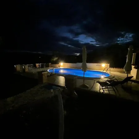 Matusan Rab شقة *