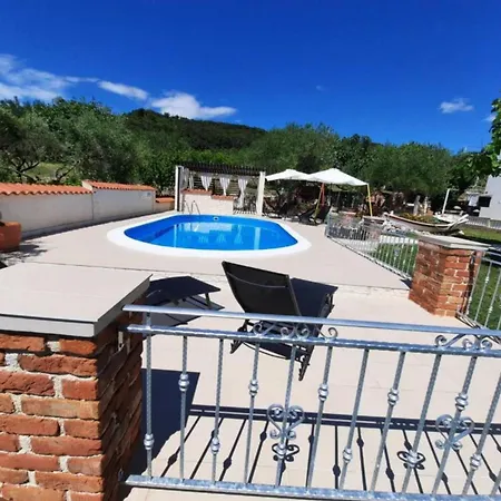 Apartamento Matusan Rab *