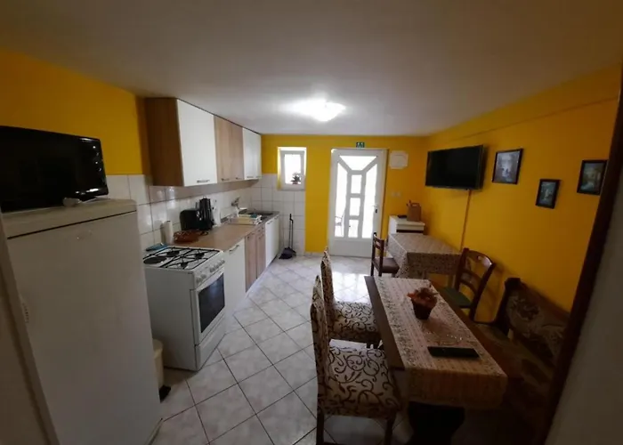 شقة Matusan Rab *