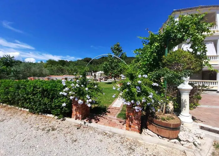 Matusan Rab 公寓 Kampor